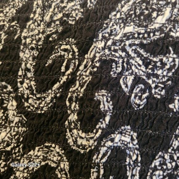 F34 Faded Glory navy and white paisley blouse Sz 3X - Picture 9 of 11